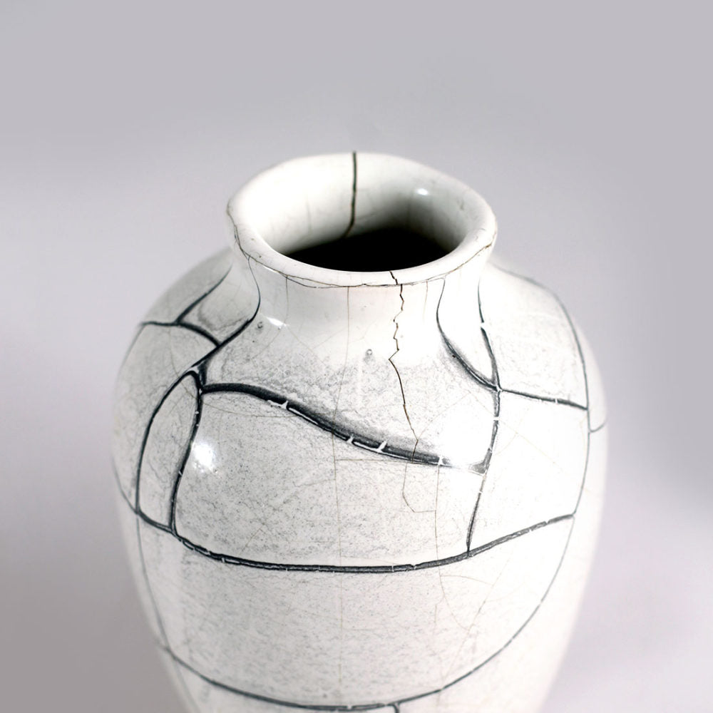 Minimalist Ceramic Pot